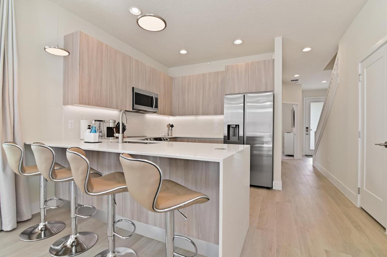 New Modern & Spacious Townhouse Near Disney - 4Br And 3Fb Orlando Esterno foto